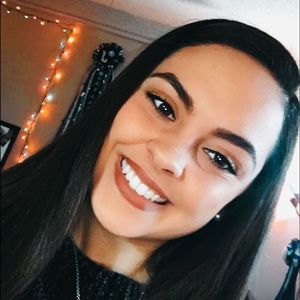 Meet your Posher, Jaycee